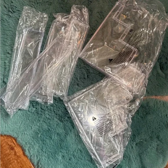 Clear Acrylic 4 Tier Riser - Picture 1 of 3